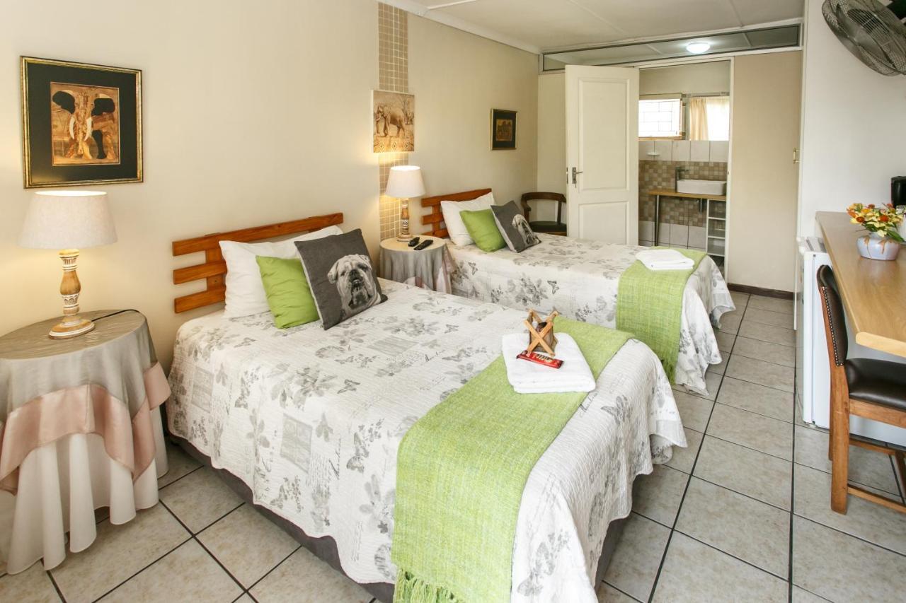 Langenhoven B&B Oudtshoorn Exterior foto
